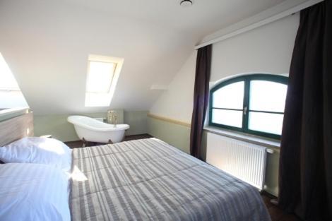 Hotel Vinohrad Milotice Exteriör bild
